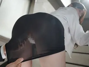 Em streamer vú to khoe lồn để tăng tương tác